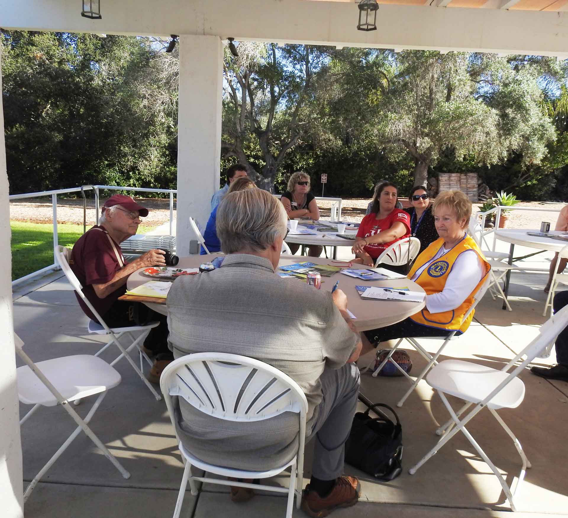 NON-PROFIT-ROUND-TABLE-(3)